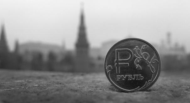 Weak Ruble Exchange Rate Represents Political Bargaining Challenge