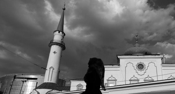 Islamic Challenges to Russia, From the Caucasus to the Volga and the Urals