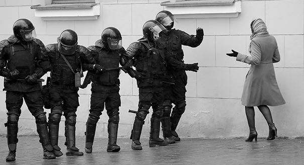 A Refreeze in Minsk: Combining Crackdown With International Convergence